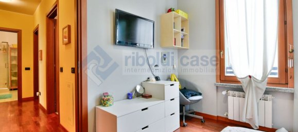 4-salle Appartement à Desio, Italy No. 334596 20