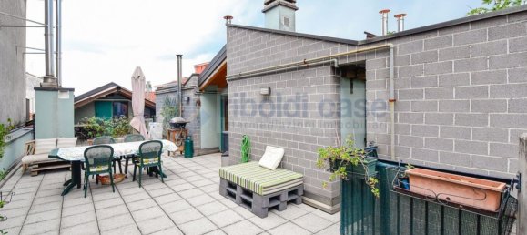 4-salle Appartement à Desio, Italy No. 334596 7