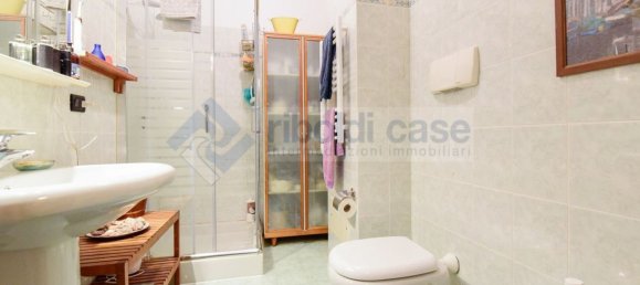 4-salle Appartement à Desio, Italy No. 334596 32