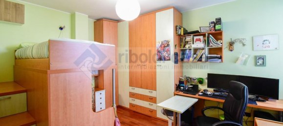 4-salle Appartement à Desio, Italy No. 334596 23