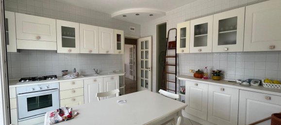 5 Schlafzimmer Doppelhaus in Aversa, Italy, Nr. 319763 7