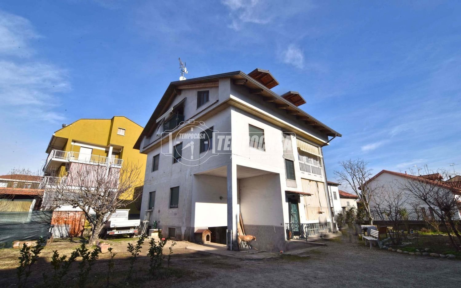 4 bedrooms Apartment in Brandizzo, Italy No. 400767