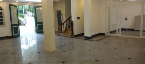 5 bedrooms House in Tay Ho, Vietnam No. 2679 9