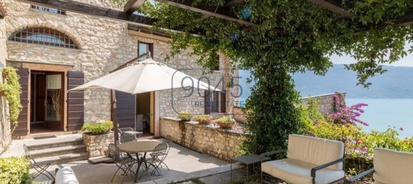 2 غرف نوم فيلا في Gargnano, Italy رقم 404390 3