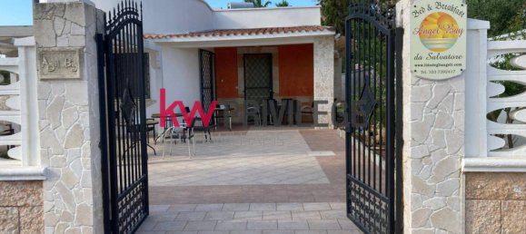 Villa de 4 dormitorios en Porto Cesareo, Italy No. 177434 2