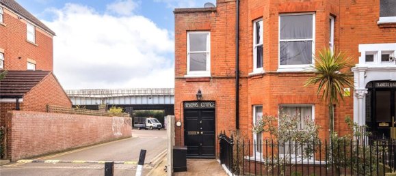 3 bedrooms Commercial property in London, United Kingdom No. 5271 13