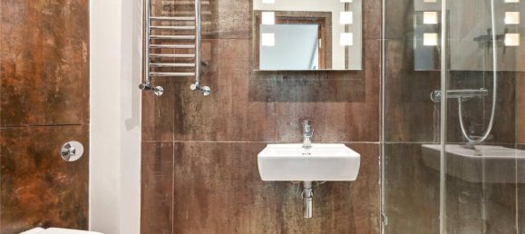 3 bedrooms Commercial property in London, United Kingdom No. 5271 6