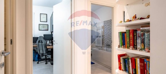 2 chambres Appartement à Limbiate, Italy No. 319436 10