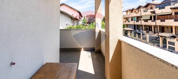 2 chambres Appartement à Limbiate, Italy No. 319436 9