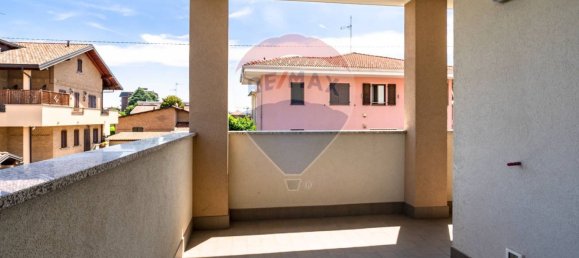 2 chambres Appartement à Limbiate, Italy No. 319436 8