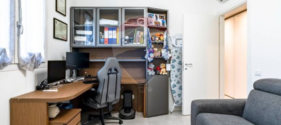 2 chambres Appartement à Limbiate, Italy No. 319436 15