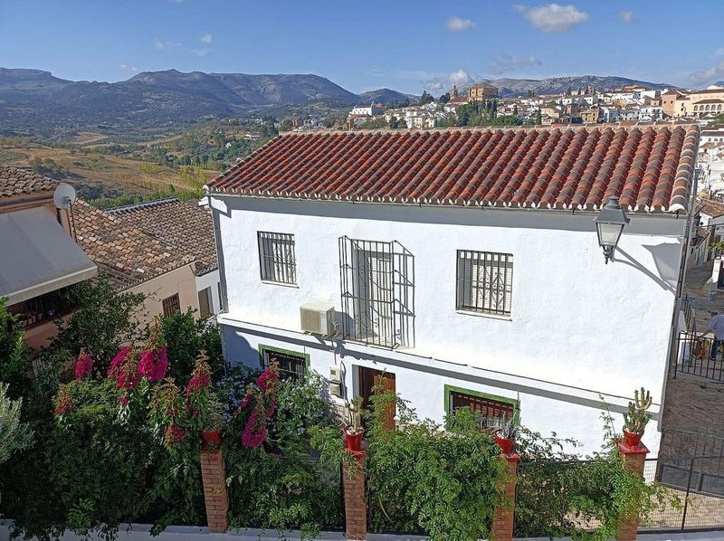 3 bedrooms Townhouse in Ronda, Spain No. 223527
