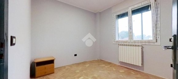 3 rooms Apartment in Vicenza, Italy No. 281231 12