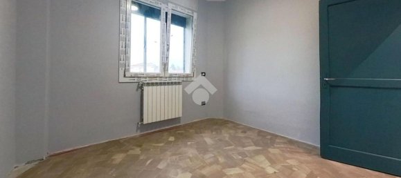 3 rooms Apartment in Vicenza, Italy No. 281231 10