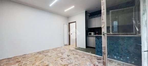 3 rooms Apartment in Vicenza, Italy No. 281231 4