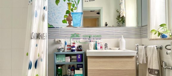 5 rooms House in Ragusa, Italy No. 142362 10