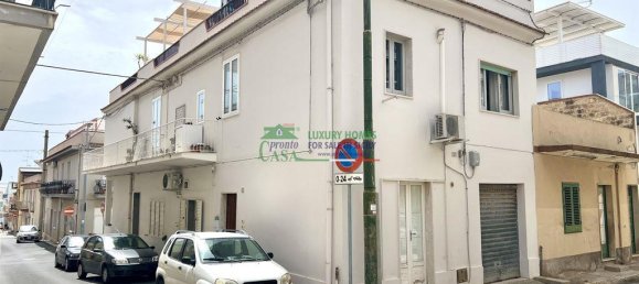 5 rooms House in Ragusa, Italy No. 142362 12