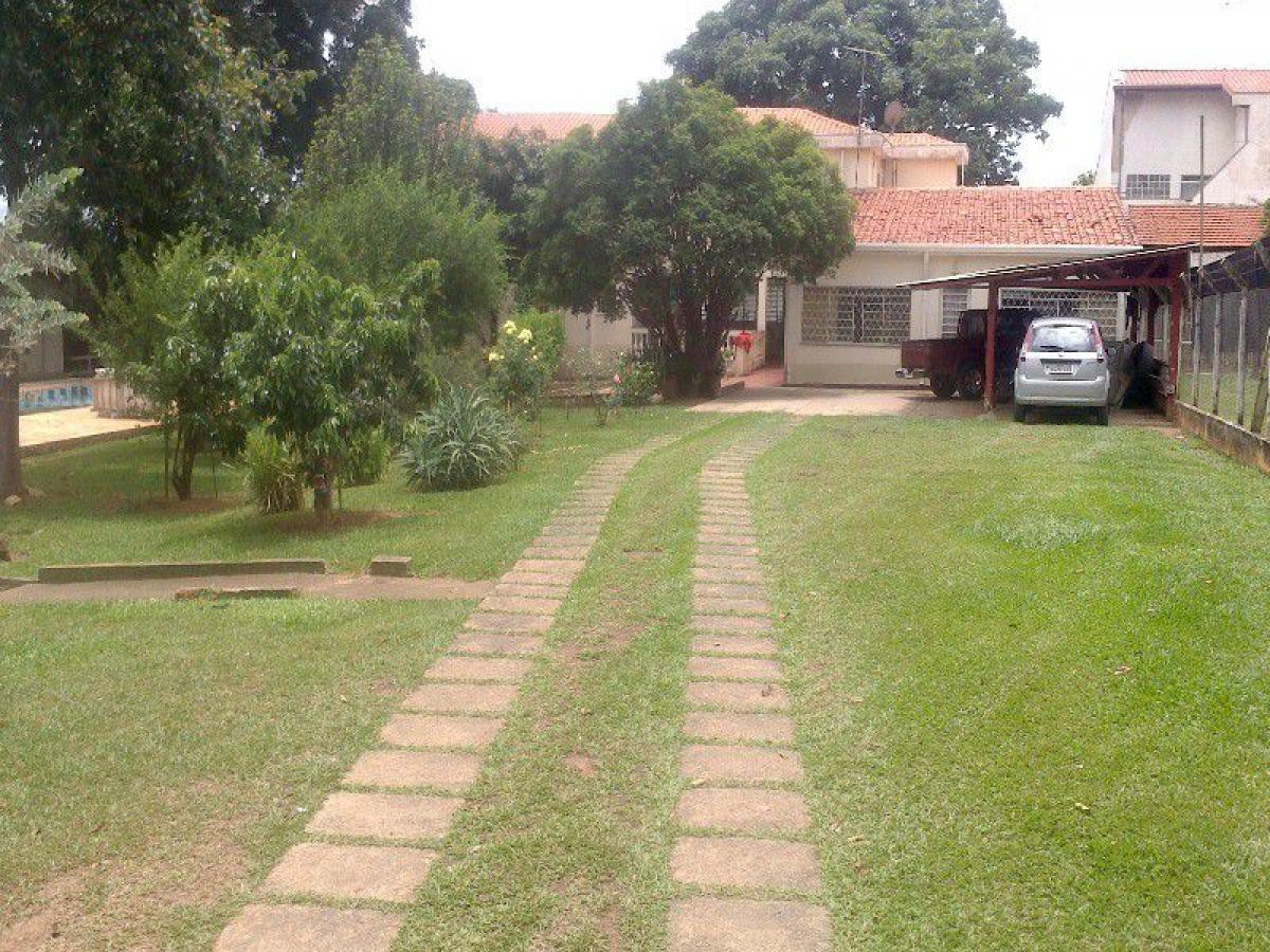 Casa de 5 dormitorios en Sao Paulo, Brazil No. 576610