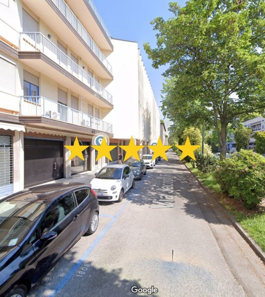 Квартира с 3 комнатами в Венеция, Италия № 213482