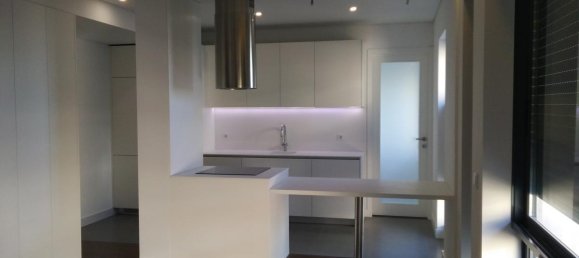 4 bedrooms Condo in Porto, Portugal No. 6771 5