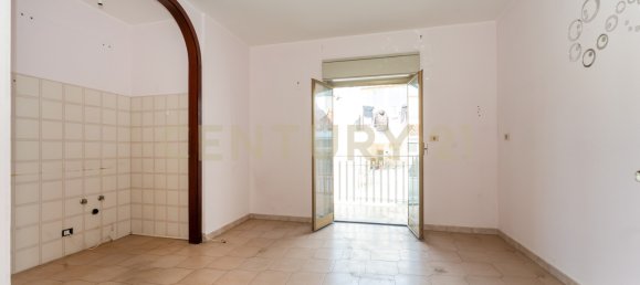 Apartamento de 2 dormitorios en Aci Catena, Italy No. 125336 5