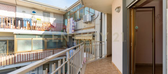 Apartamento de 2 dormitorios en Aci Catena, Italy No. 125336 34