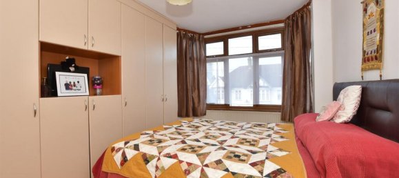 3 bedrooms Commercial property in Walthamstow, United Kingdom No. 4006 5