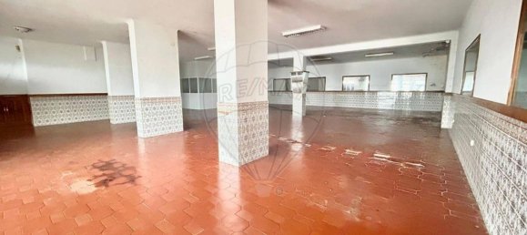 Коммерческая недвижимость 222м² в Жоане, Португалия № 33410 2