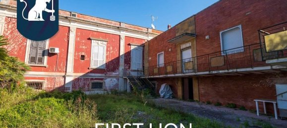 20-Zimmer Villa in Carmiano, Italy, Nr. 29597 22