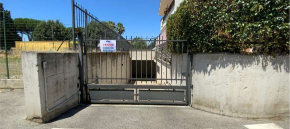 Гараж 17м² в Марино, Италия № 330963 5