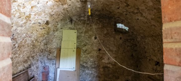 3 Schlafzimmer Haus in Montepulciano, Italy, Nr. 56401 8