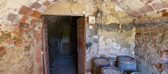 3 Schlafzimmer Haus in Montepulciano, Italy, Nr. 56401 9