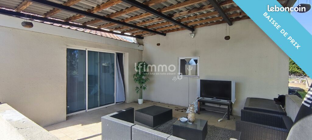 3 bedrooms House in Sainte-Eulalie, France No. 321261