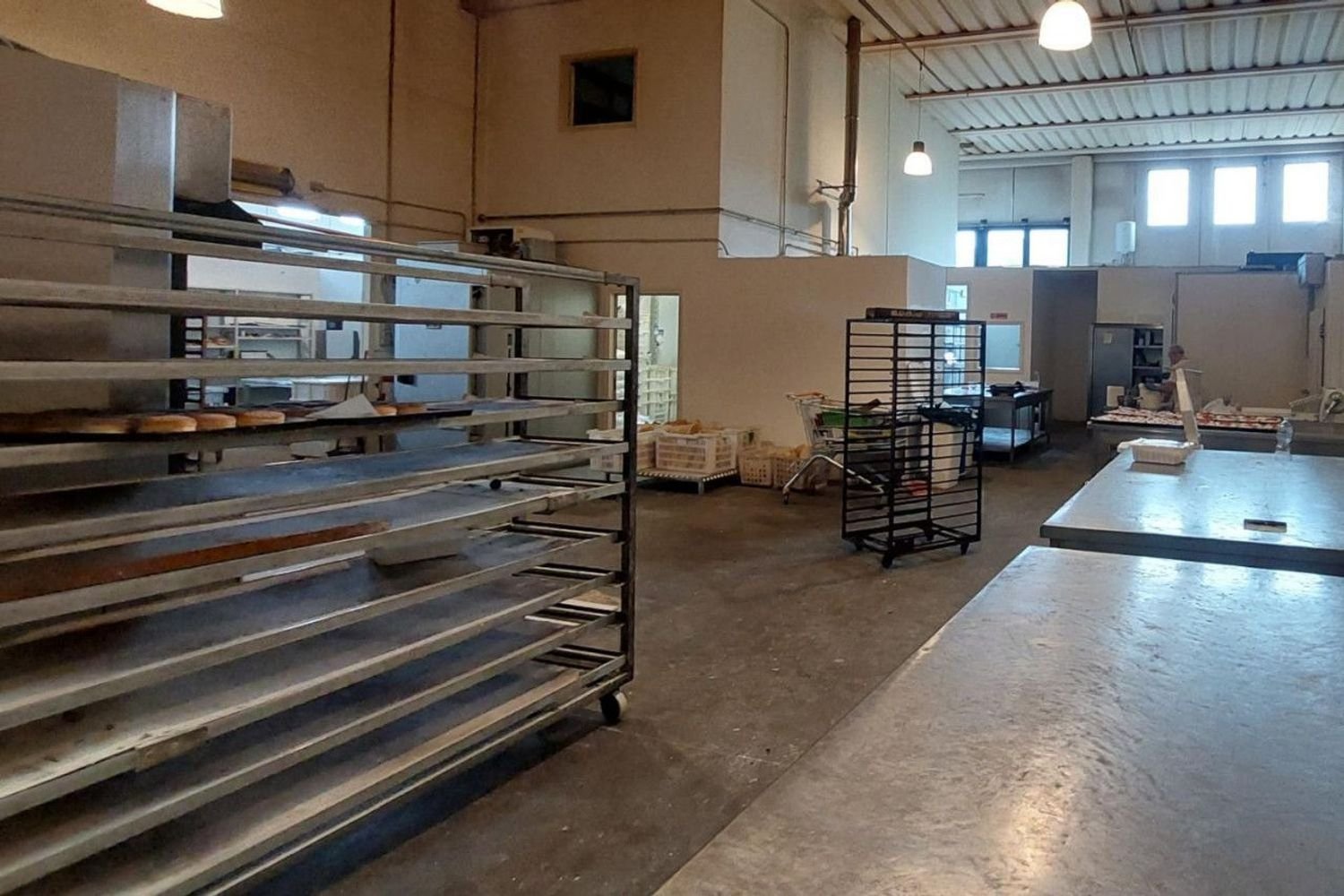 578m² Warehouse in Corciano, Italy No. 370777