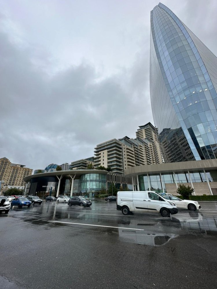 3 bedrooms Apartment in Nasimi, Azerbaijan No. 1638