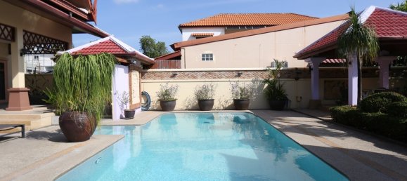4 bedrooms Villa for sale in Pattaya, Chonburi, Eastern Thailand, Thailand № 81750 25