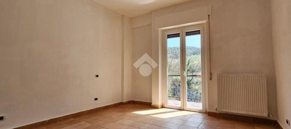 3 rooms Apartment in Folignano, Italy No. 237489 5