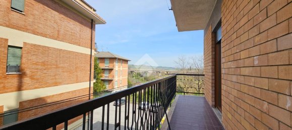 3 rooms Apartment in Folignano, Italy No. 237489 6