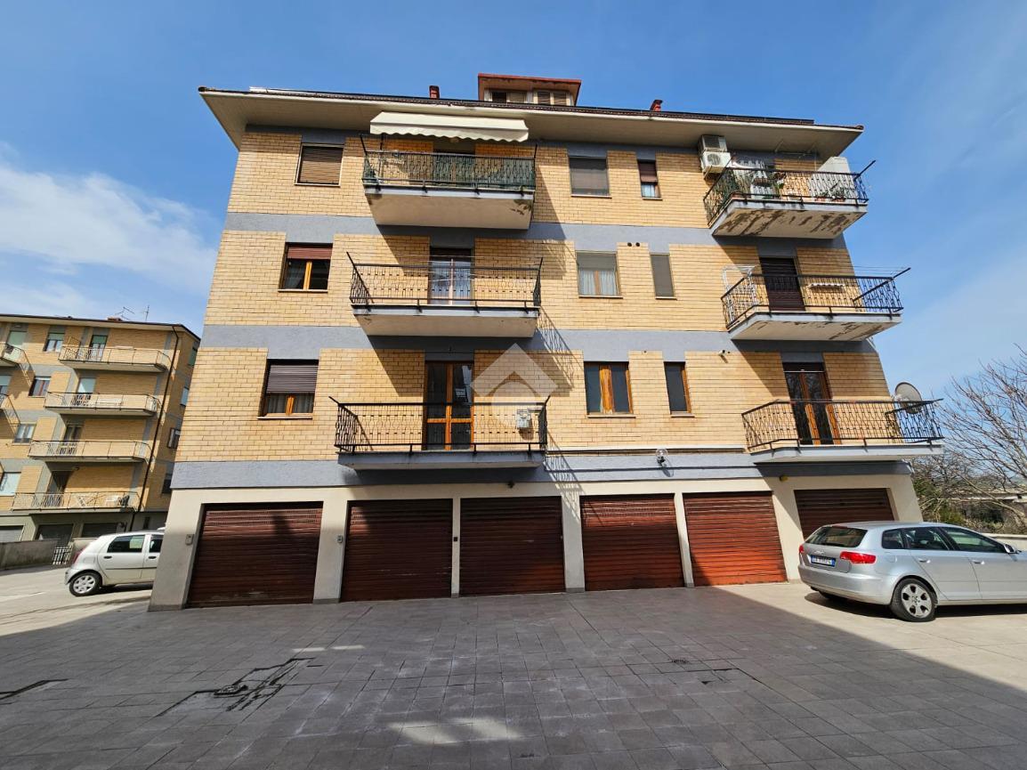3 rooms Apartment in Folignano, Italy No. 237489