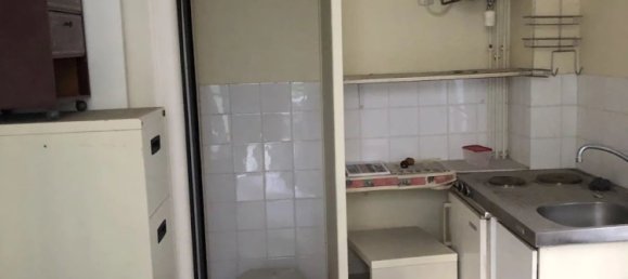 Studio in Paris, France, Nr. 163723 4