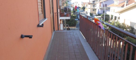 4 bedrooms Apartment in San Giorgio del Sannio, Italy No. 377424 4