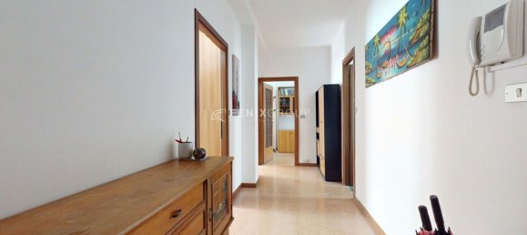 3 rooms Apartment in Milan, Italy No. 257721 2