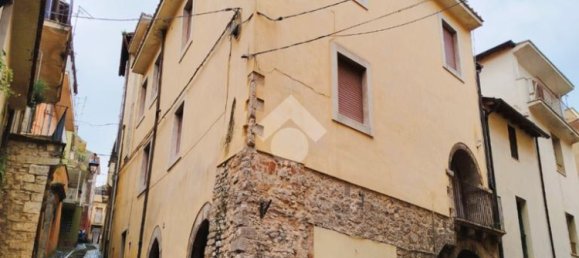 Квартира с 2 спальнями в Приверно, Италия № 77470 2