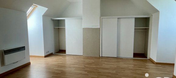 Casa de 3 dormitorios en Sains-en-Amienois, France No. 80837 4