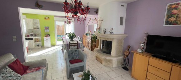 4 bedrooms House in Kervignac, France No. 192347 9