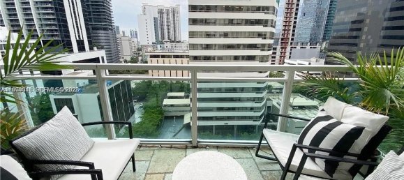 2 bedrooms Commercial property for rent in Miami, Miami-Dade, Florida, USA № 615509 2