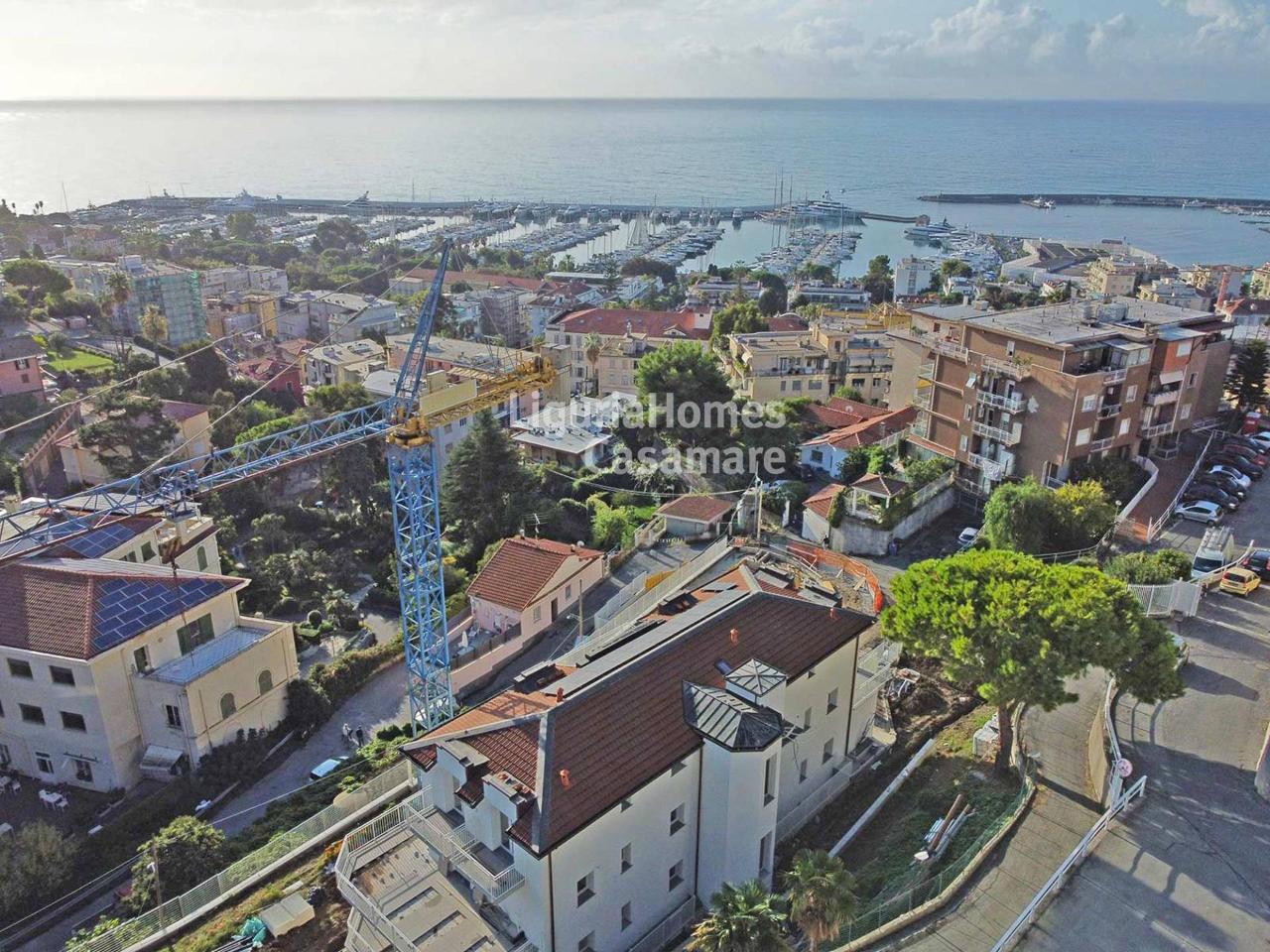 5 rooms Apartment in Sanremo, Italy No. 21847