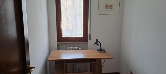 4-salle Appartement à Pisa, Italy No. 68172 9