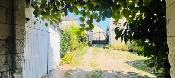 Casa de 2 dormitorios en Vienne, France No. 357744 2