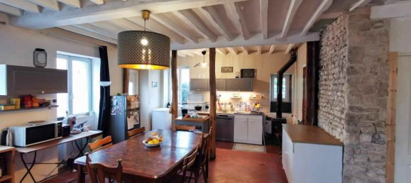 Casa de 3 dormitorios en Sceaux-du-Gatinais, France No. 254479 2